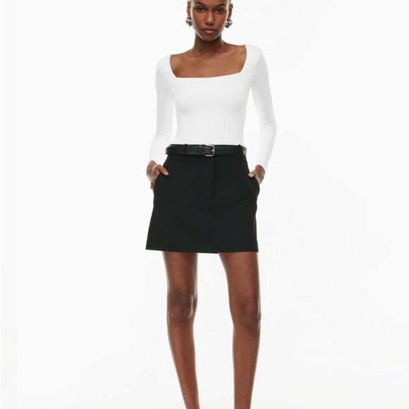 Aritzia Contour square neck bodysuit SMALL - Picture 2 of 2